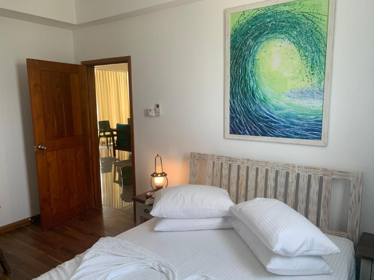 Ralla Nilaveli Bagian luar foto