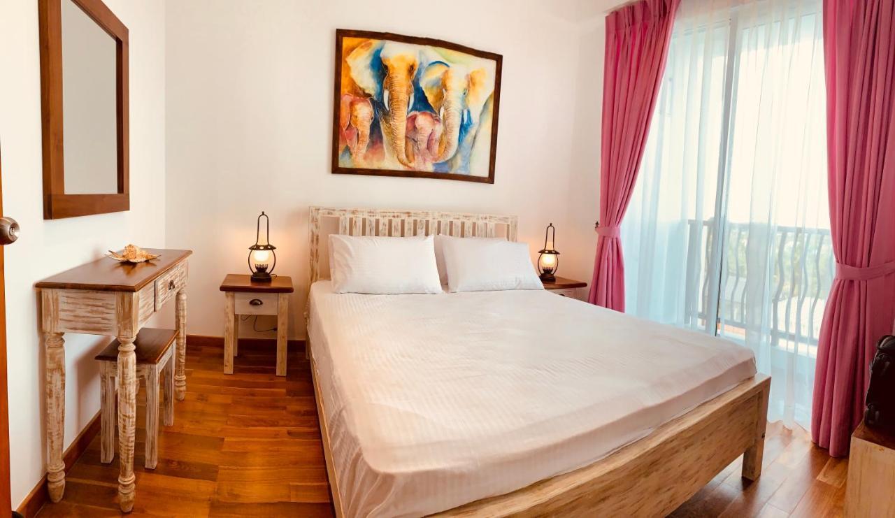 Ralla Nilaveli Bagian luar foto